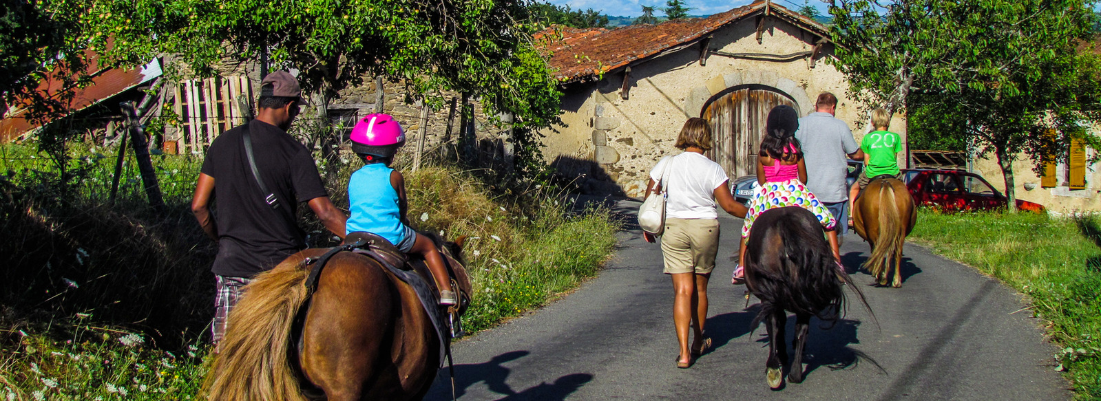 Activités Ferme Bedou Quézac Cantal