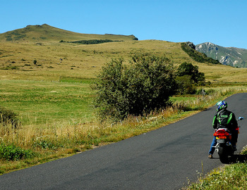 RANDONNEES MOTOS CANTAL